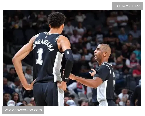 文班亚马替补贡献两双，马刺新秀展现惊人统治力